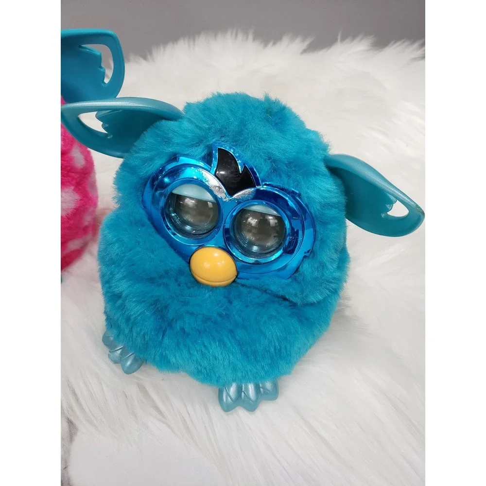 BROKEN!!!‎ FOR PARTS LOT 2 Vintage 2012 TIGER Furby Boom White Pink Dotted Blue